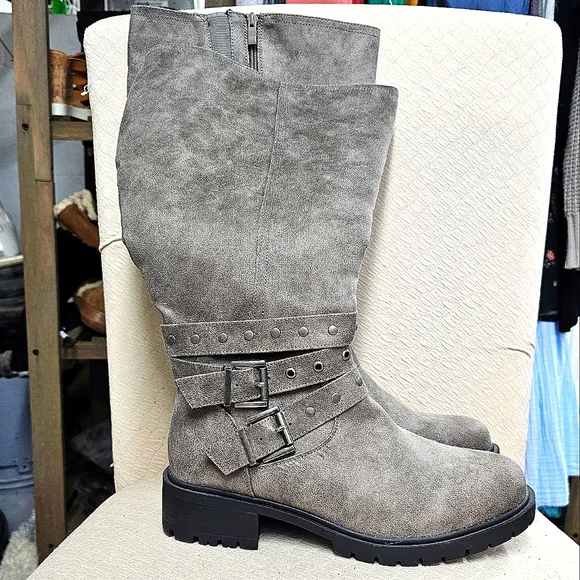 Grey torrid knee high boots ww